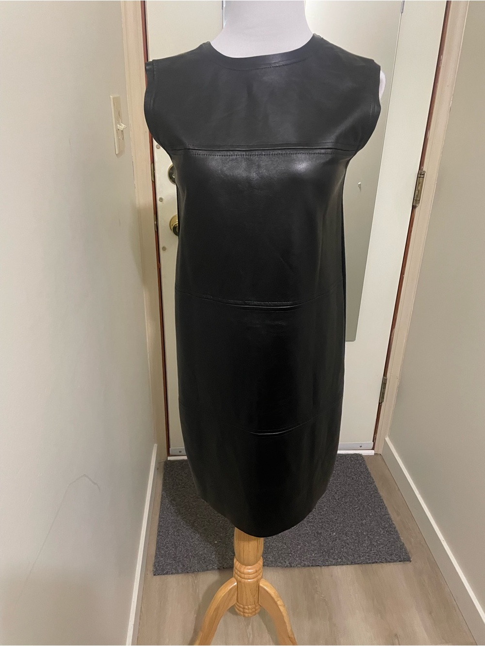 Max & Co. Black Genuine leather dress